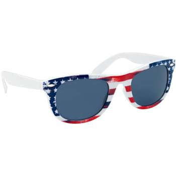 Patriotic Malibu Sunglasses - Made of Polycarbonate Material   | Vintage Look Distressed American Flag Pattern    | UV400 Lenses Provide 100% UVA and UVB Protection 